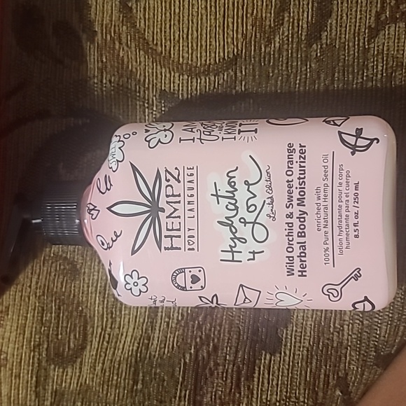 Hempz Skincare Limited Edition Hemp Brand New Lotion Poshmark